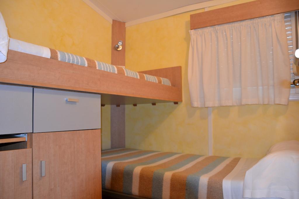 Camping Fuentes Blancas Burgos Exterior photo