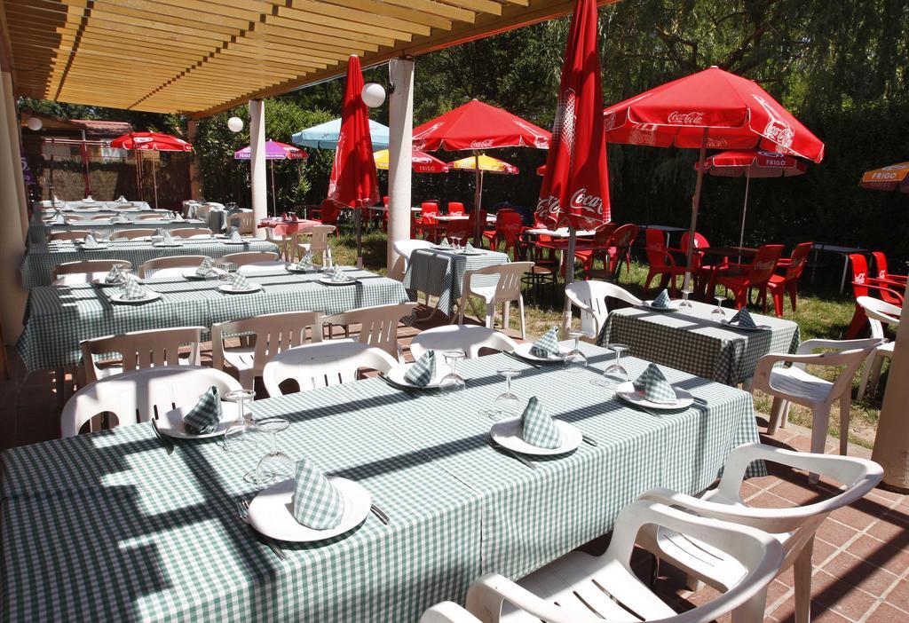 Camping Fuentes Blancas Burgos Exterior photo