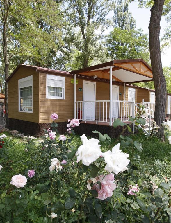 Camping Fuentes Blancas Burgos Room photo