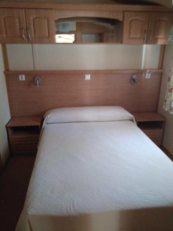 Camping Fuentes Blancas Burgos Exterior photo